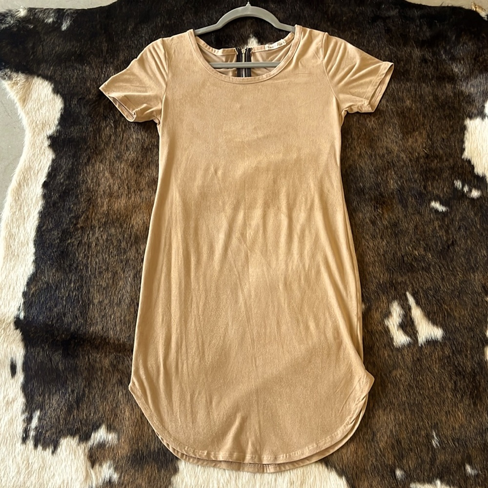 Light brown (tan) short sleeve dress by Heart Hips. Velvety feel. Size Small.